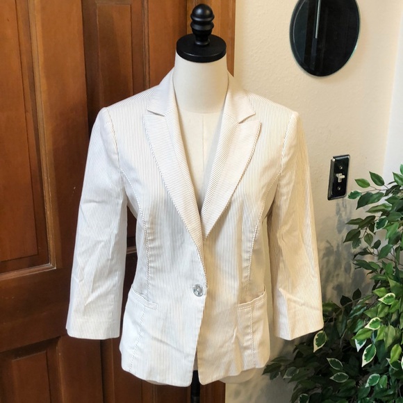 White House Black Market Jackets & Blazers - FIRM FINAL PRICE White House Black Market blazer